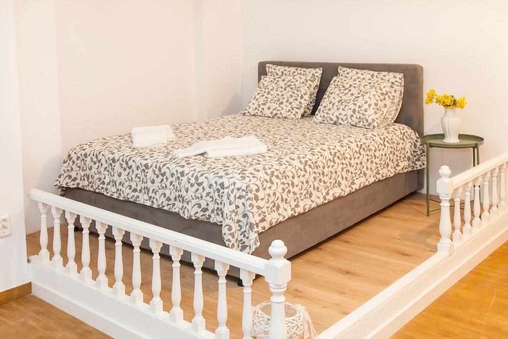 Glyfada Square Modern And Cozy Apartment Voula Ngoại thất bức ảnh